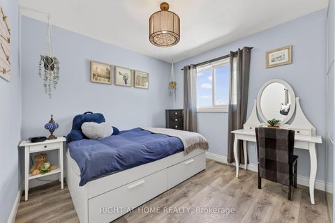 Photo 14 at 12 ELIZABETH Street, Ardagh, Barrie