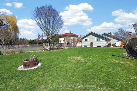 Photo 19 at 12 ELIZABETH Street, Ardagh, Barrie