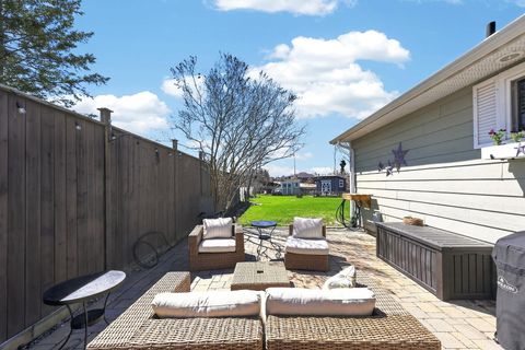 Photo 21 at 12 ELIZABETH Street, Ardagh, Barrie