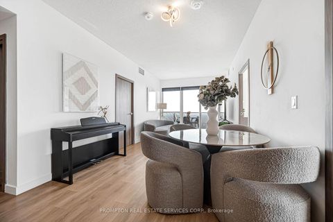 Photo 4 at 1803 - 25 Mcmahon Drive, Bayview Village, Toronto
