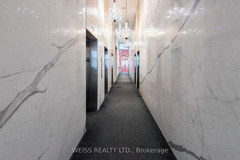 Photo 10 at 520 - 185 Roehampton Avenue, Mount Pleasant West, Toronto