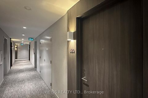 Photo 15 at 520 - 185 Roehampton Avenue, Mount Pleasant West, Toronto