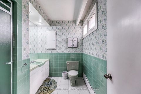 Photo 34 at 32 Edenbrook Hill, Humber Valley, Toronto