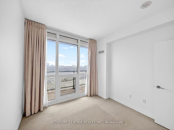 Photo 17 at 2703 - 121 McMahon Drive, Bayview Village, Toronto
