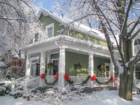 Photo 3 at 117 Euclid Street, Downtown Whitby, Whitby