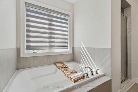 Photo 22 at 12 Terrell Avenue, Keswick South, Georgina