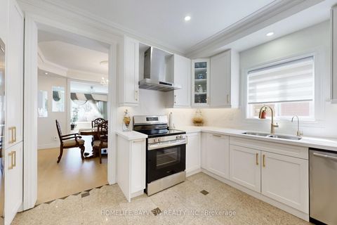 Photo 10 at 18 Marinucci Court, Mill Pond, Richmond Hill