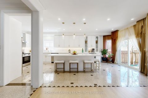 Photo 12 at 18 Marinucci Court, Mill Pond, Richmond Hill