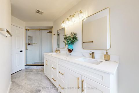 Photo 32 at 18 Marinucci Court, Mill Pond, Richmond Hill