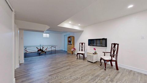 Photo 39 at 18 Marinucci Court, Mill Pond, Richmond Hill