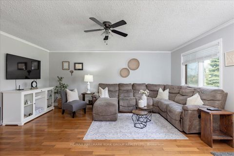 Photo 11 at 341 Pasadena Drive, Keswick South, Georgina