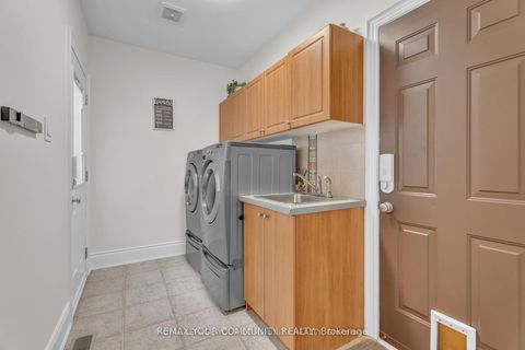 Photo 17 at 35 VANDERVOORT Drive, Jefferson, Richmond Hill