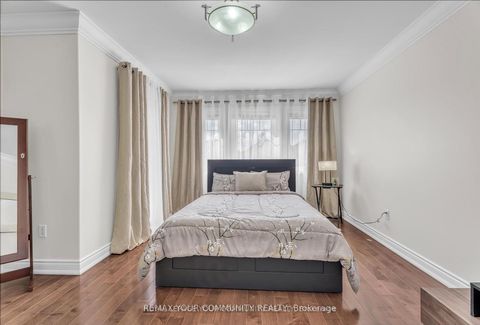 Photo 25 at 35 VANDERVOORT Drive, Jefferson, Richmond Hill