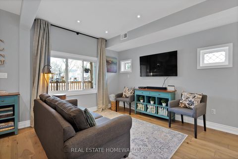 Photo 5 at 2 Lynn Road, Cliffside, Toronto