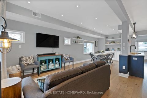 Photo 6 at 2 Lynn Road, Cliffside, Toronto