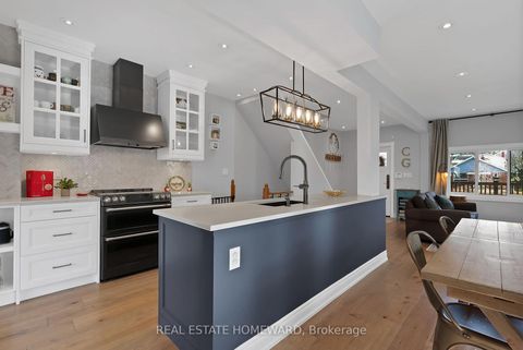 Photo 13 at 2 Lynn Road, Cliffside, Toronto