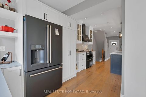 Photo 17 at 2 Lynn Road, Cliffside, Toronto