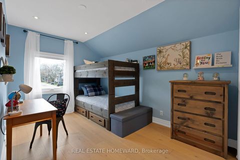 Photo 25 at 2 Lynn Road, Cliffside, Toronto