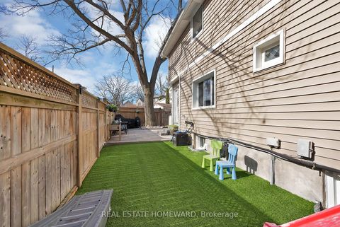 Photo 39 at 2 Lynn Road, Cliffside, Toronto