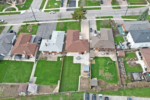 Photo 34 at 549 Rustic Road, Maple Leaf, Toronto