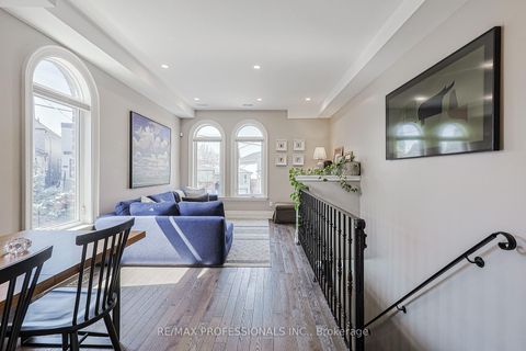 Photo 5 at 9B Harlton Crescent, Eglinton West, Toronto