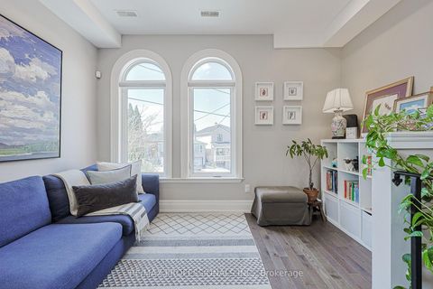 Photo 6 at 9B Harlton Crescent, Eglinton West, Toronto