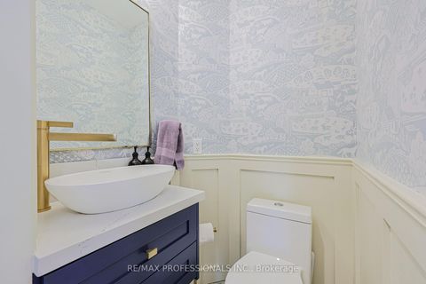 Photo 18 at 9B Harlton Crescent, Eglinton West, Toronto