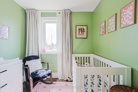 Photo 25 at 9B Harlton Crescent, Eglinton West, Toronto