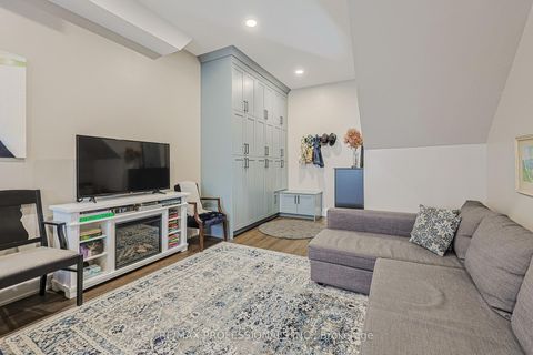 Photo 34 at 9B Harlton Crescent, Eglinton West, Toronto