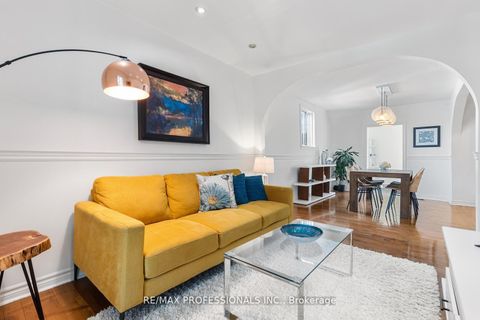 Photo 5 at 1 Gray Avenue, Smythe, Toronto