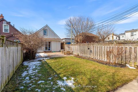 Photo 35 at 1 Gray Avenue, Smythe, Toronto