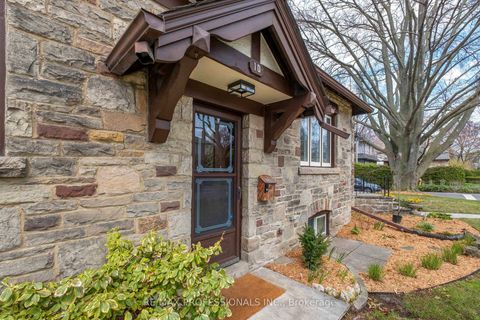 Photo 5 at 10 Edgemore Drive, Queensway, Toronto