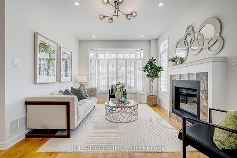 Photo 12 at 2 Catalina Crescent, Rouge Woods, Richmond Hill