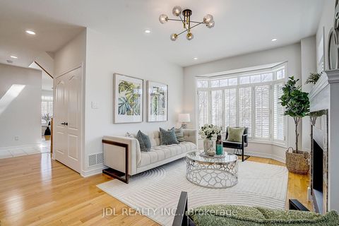 Photo 13 at 2 Catalina Crescent, Rouge Woods, Richmond Hill