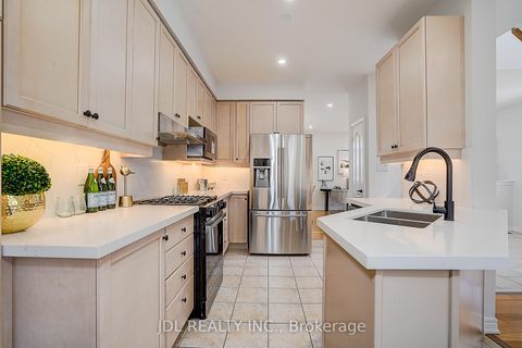 Photo 20 at 2 Catalina Crescent, Rouge Woods, Richmond Hill