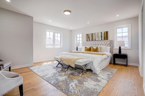 Photo 27 at 2 Catalina Crescent, Rouge Woods, Richmond Hill