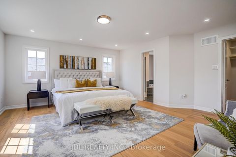 Photo 28 at 2 Catalina Crescent, Rouge Woods, Richmond Hill