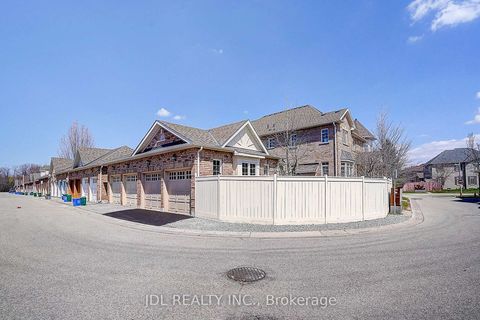 Photo 49 at 2 Catalina Crescent, Rouge Woods, Richmond Hill