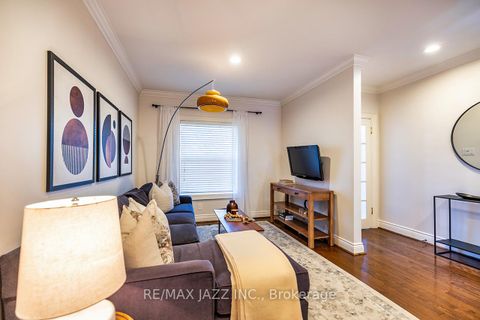 Photo 7 at 92 Alton Avenue, South Riverdale, Toronto