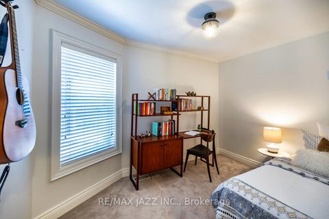 Photo 23 at 92 Alton Avenue, South Riverdale, Toronto