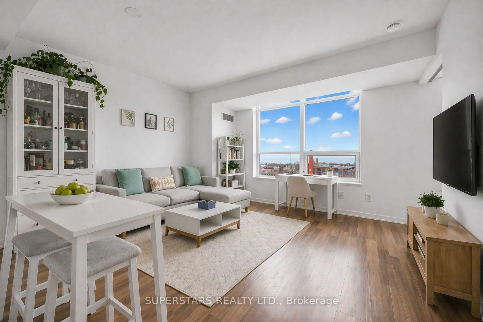 38 Joe Shuster Way, South Parkdale, Toronto 