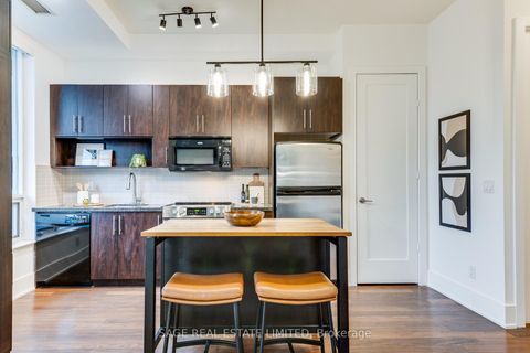 Photo 12 at 411 - 120 Homewood Avenue, North St. James Town, Toronto