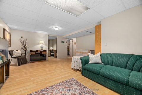 Photo 12 at 21 Wright Crescent, Central, Ajax