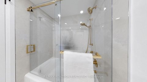 Photo 29 at 404 - 40 Harding Boulevard W, Harding, Richmond Hill