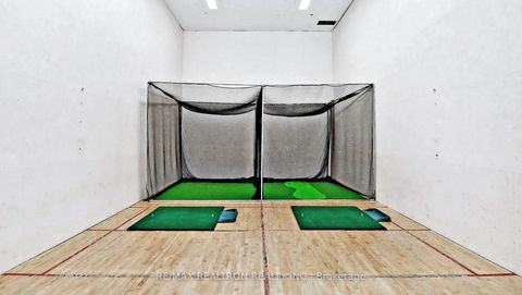 Photo 46 at 404 - 40 Harding Boulevard W, Harding, Richmond Hill