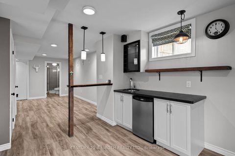 Photo 24 at 30 Megan Crescent, Holly, Barrie