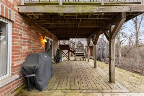 Photo 29 at 30 Megan Crescent, Holly, Barrie