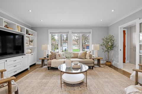 Photo 3 at 27 Cedarcrest Drive, Kingsway South, Toronto