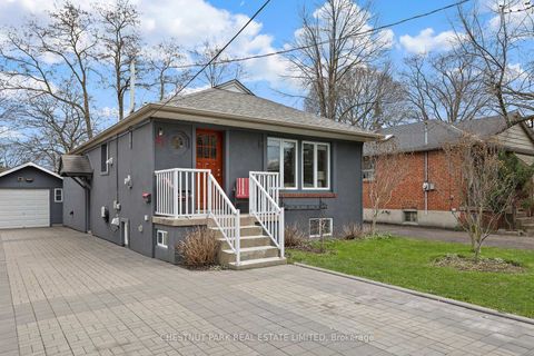 Photo 12 at 27 Cedarcrest Drive, Kingsway South, Toronto