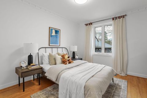 Photo 16 at 27 Cedarcrest Drive, Kingsway South, Toronto